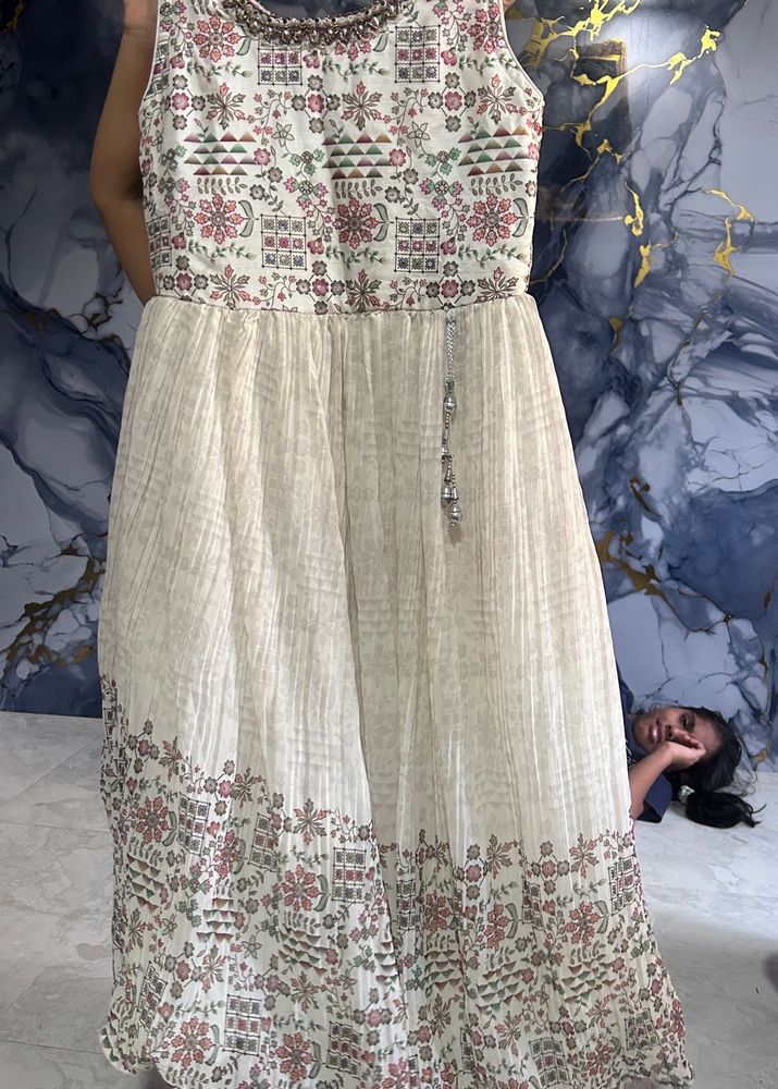 Elegant Floral Print Ethnic Gown