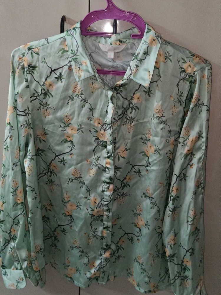 Floral Print Button-Up Blouse