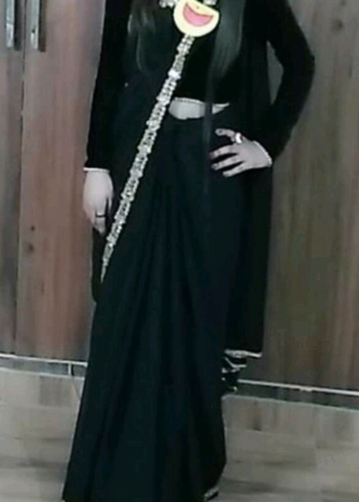 Black Georgette Saree With Gold Work ❤️❤️❤️