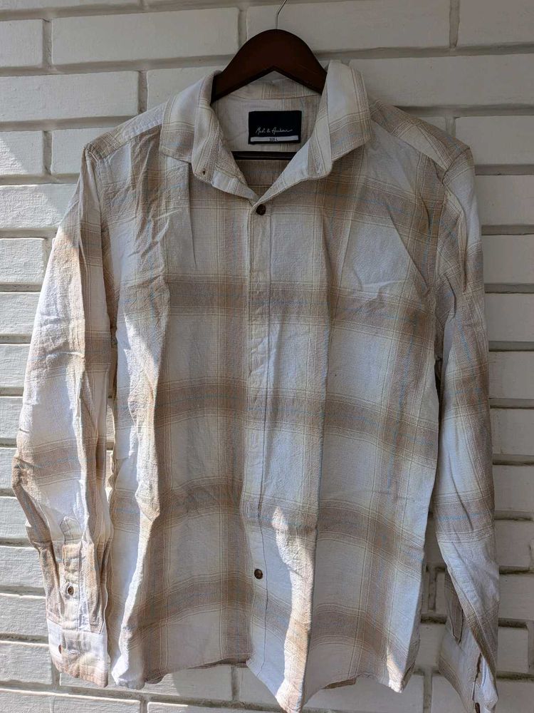 Men's Plaid Button-Down Shirt