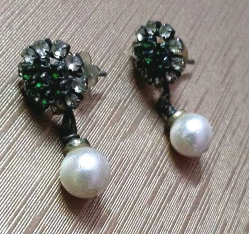 Elegant Pearl Drop Earrings with Emerald Accents