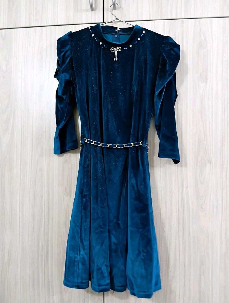 Teen girl Birthday Dress(NEW)
