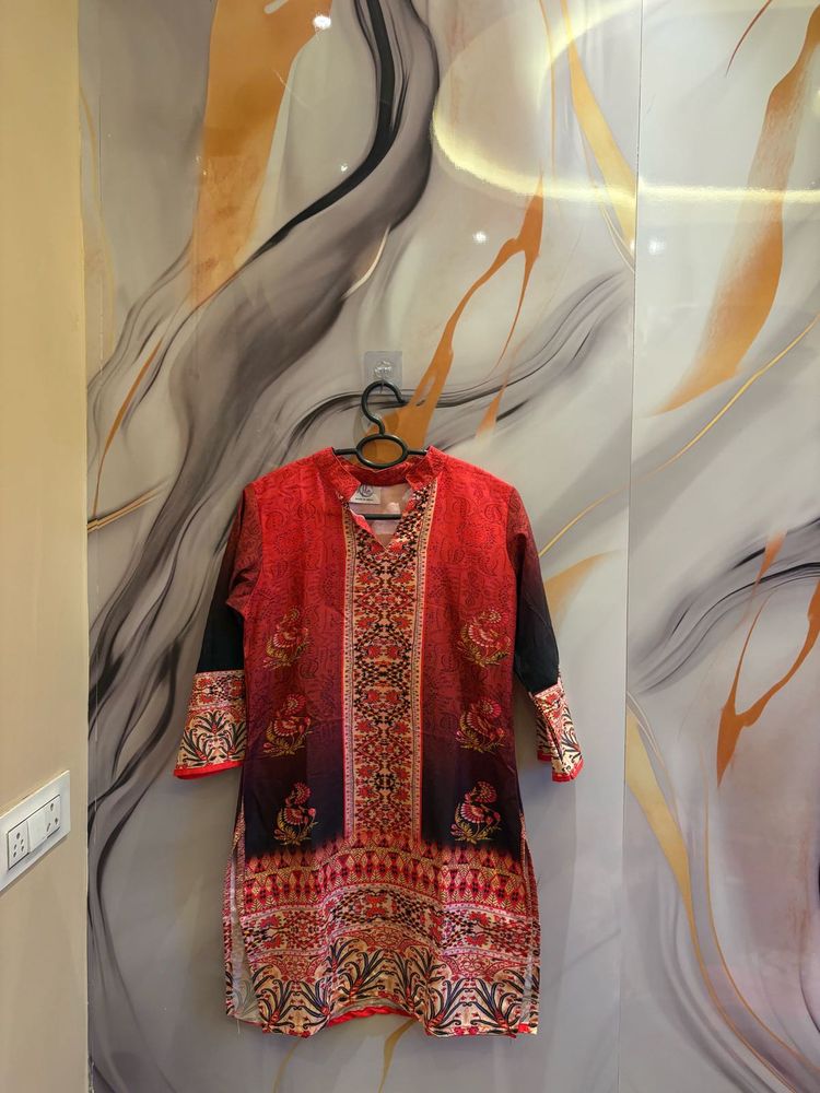Red Floral Printed Kurta