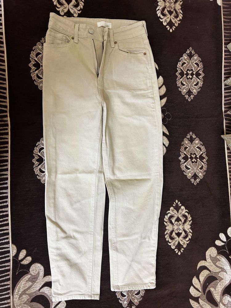 H&amp;M Beige Jeans