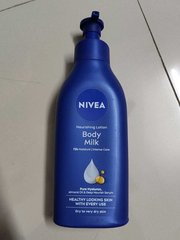 NIVEA Nourishing Body Milk Lotion