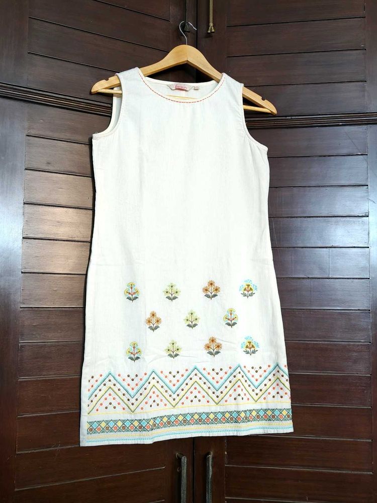 Fusion White Embroidered shift Dress