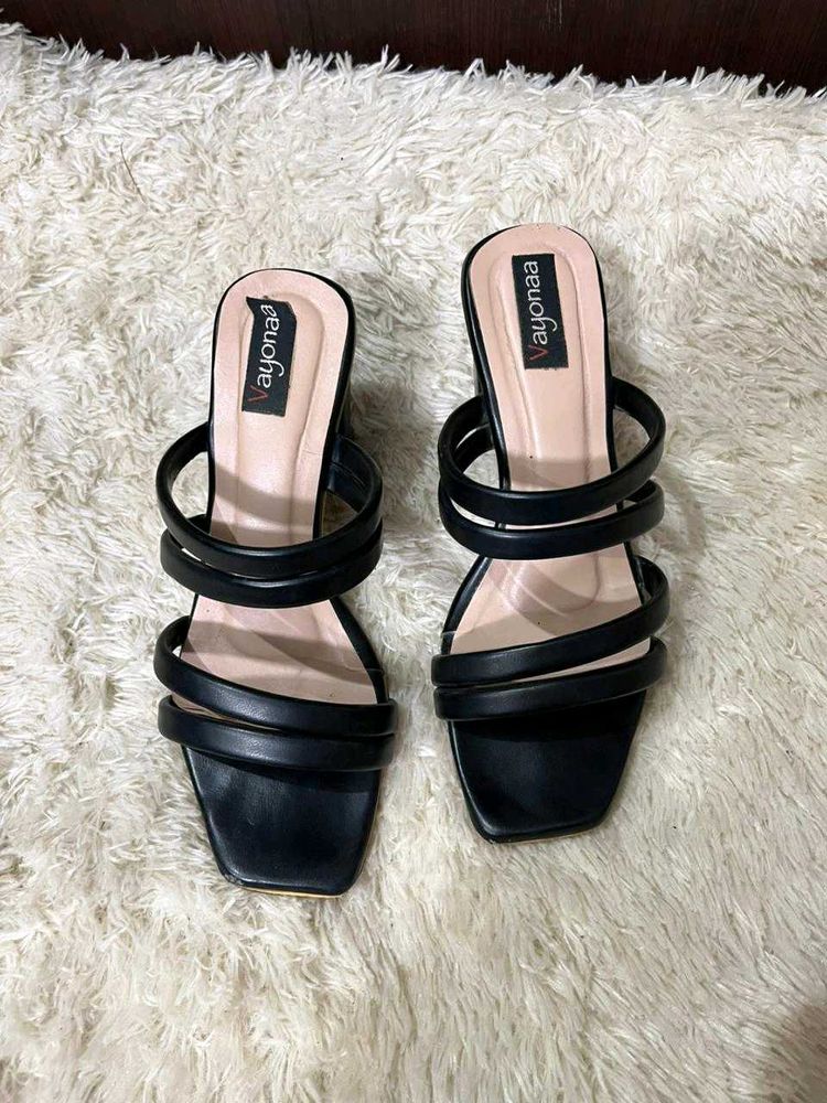 Stylish Black Heeled Mules