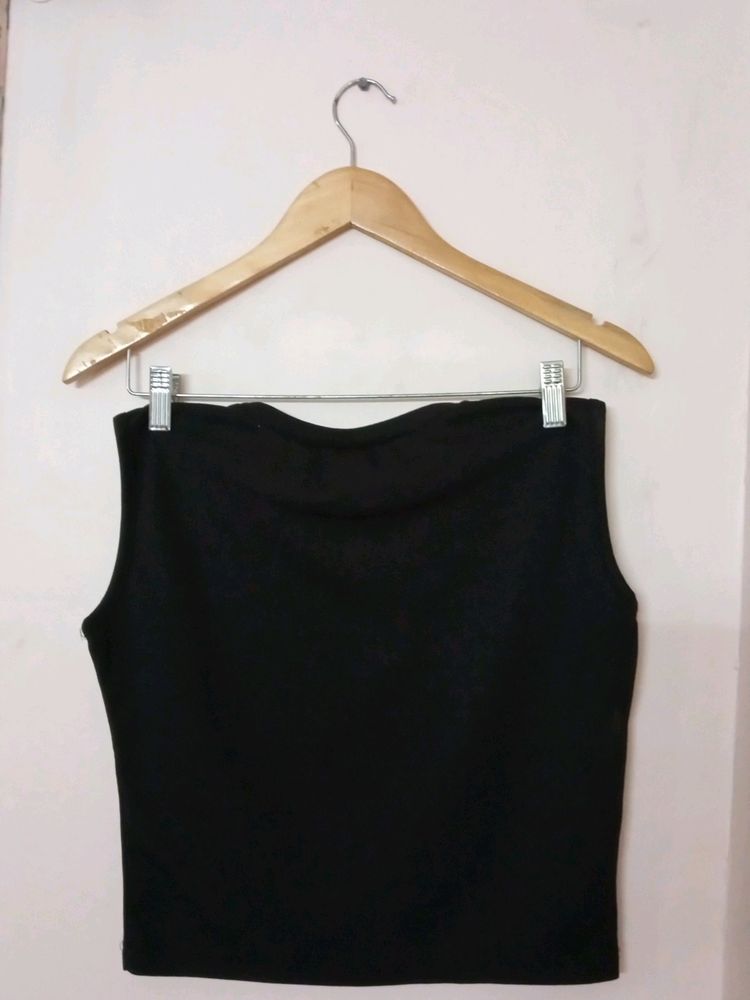Sleeveless Solid Black Polyester Blend Crop Top