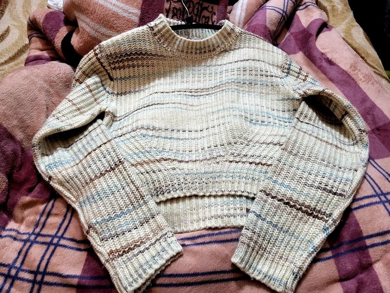 A Crop Sweater For Women