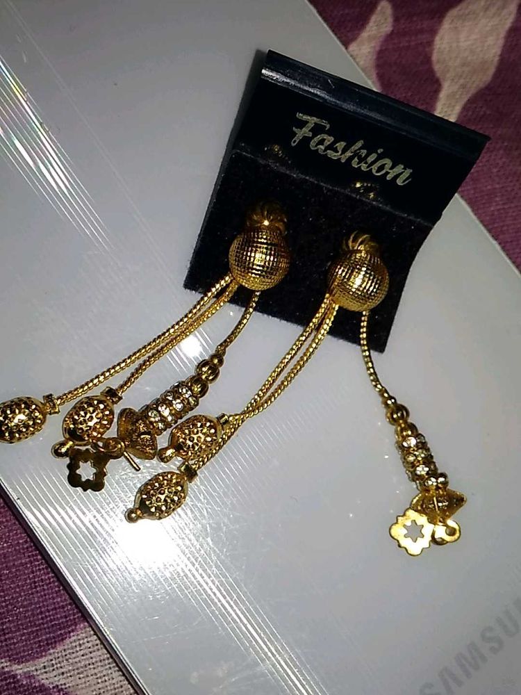 2 Elegant Gold Dangle Earrings