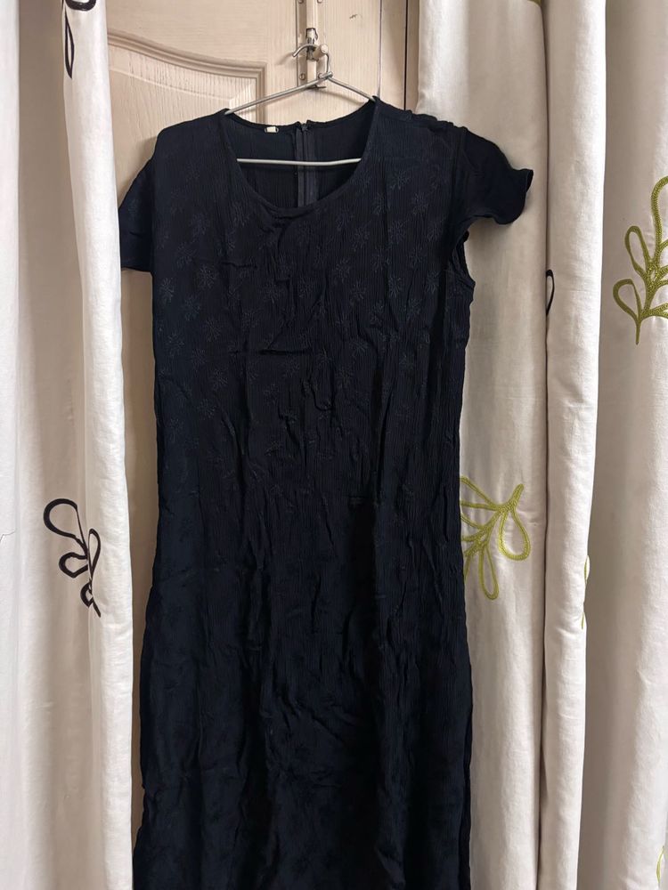 Classic Black Short Sleeve Dress