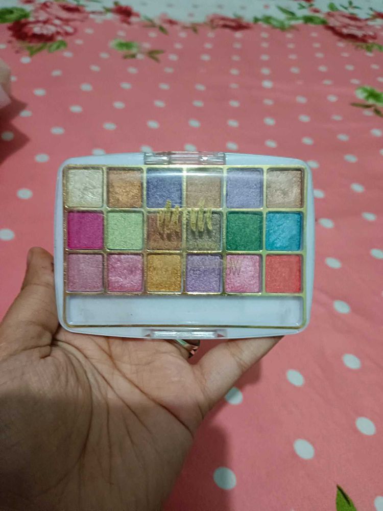 Eyeshadow Palette