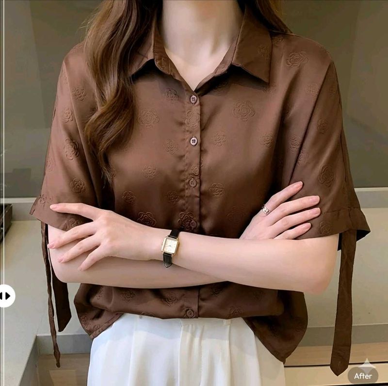 New with tag Elegant Brown Textured Short Sleeve S