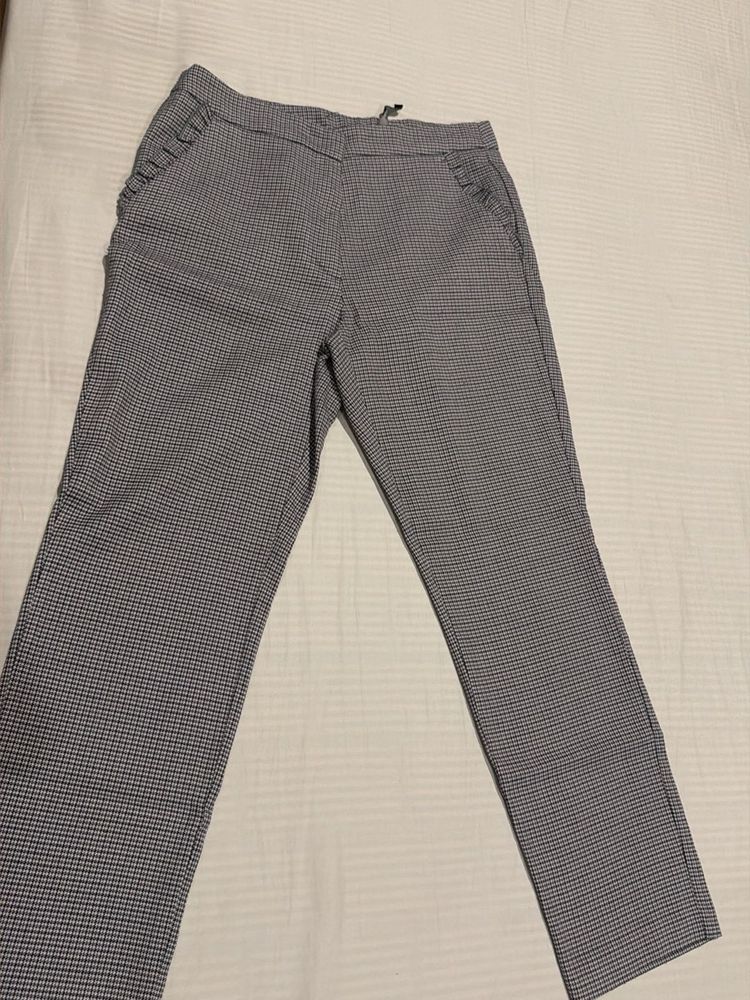 Classic Houndstooth Pants