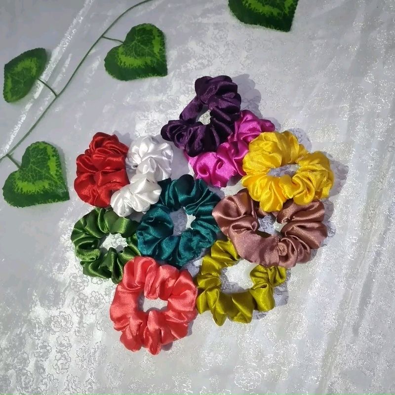 10 Scrunchies