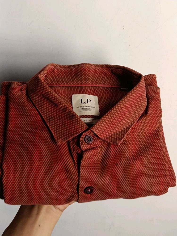 Men's Red Textured Button-Down Shirt
