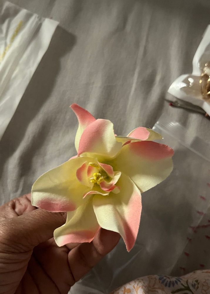 Floral Hair Clips