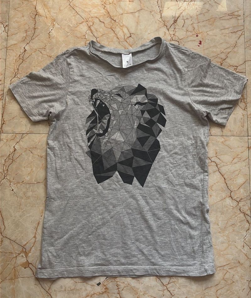 Grey Graphic Lion T-Shirt