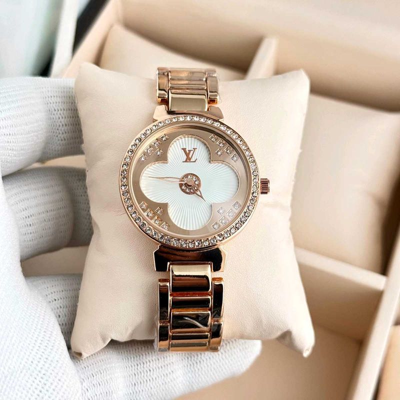 _LV WATCH_* 🔥• 7A Premium Quality And Tambour Blo