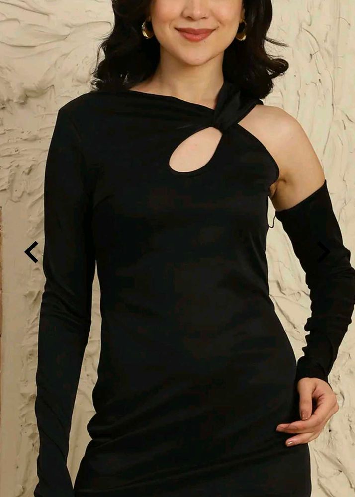 Elegant Black One-Shoulder Dress