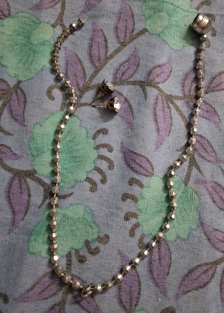 Sparkling Necklace and Earrings Set