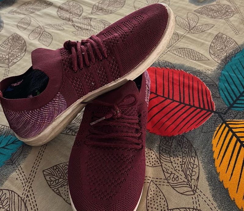 Maroon Knit Sneakers