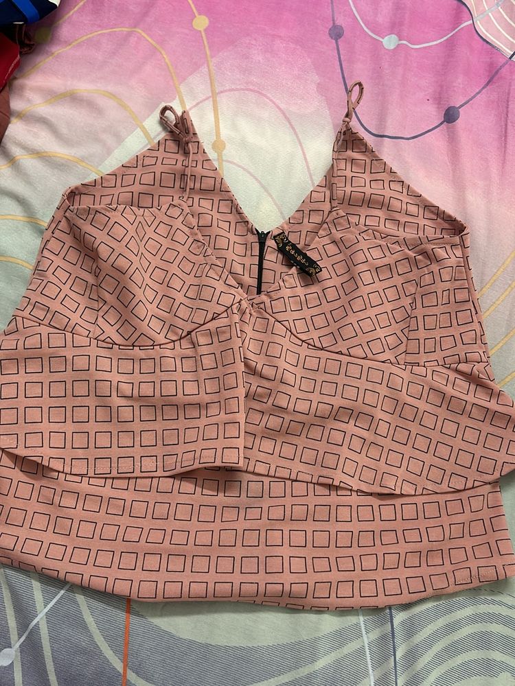 Western Crop Top With Box Pattern Design