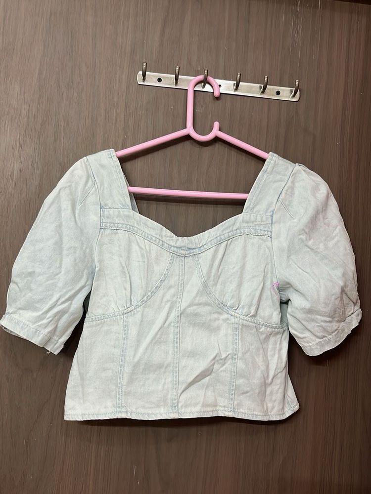 Light Wash Denim Puff Sleeve Top for m &amp; L