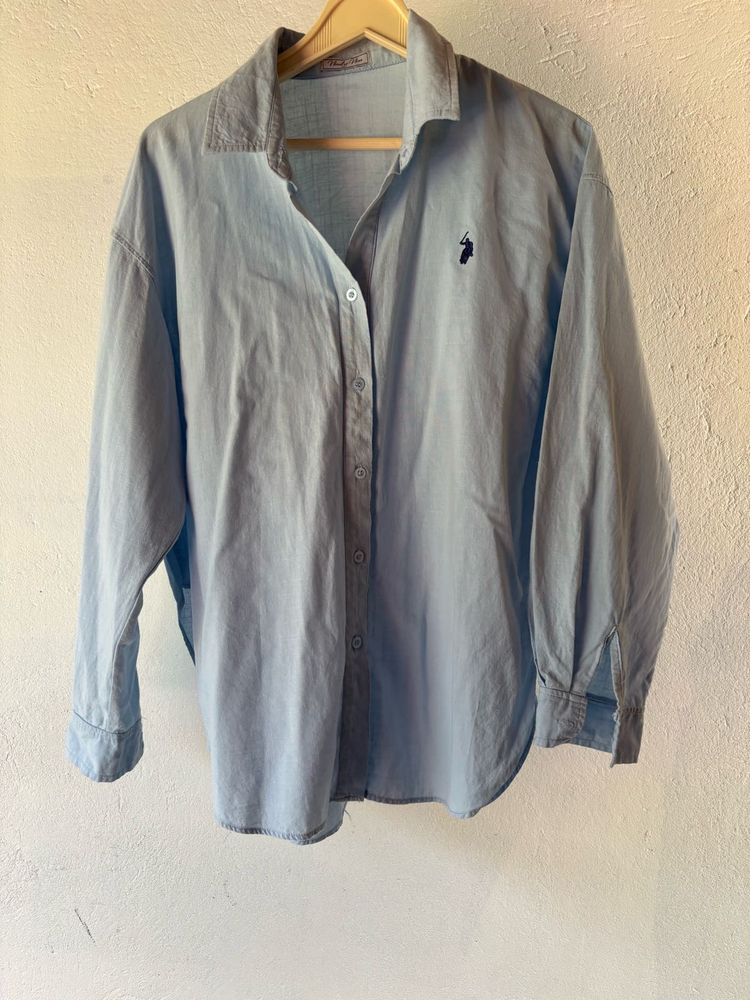 Light Blue Collared Button-Up Shirt