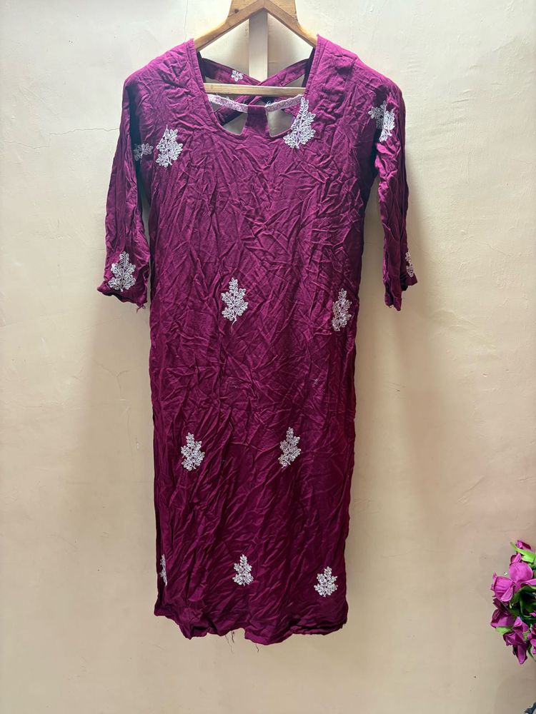 Elegant Embroidered Kurti