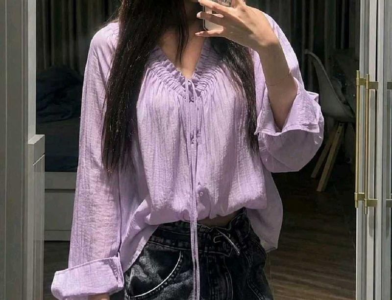 ˚˖𓍢ִ🍓. ݁𐙚Lavender Gathered Neck Blouse🪻