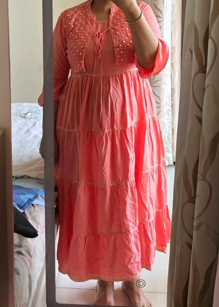 Women's Pink Tiered Kurta with jacket