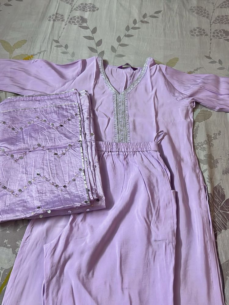 Elegant Lavender Kurta Set with Dupatta