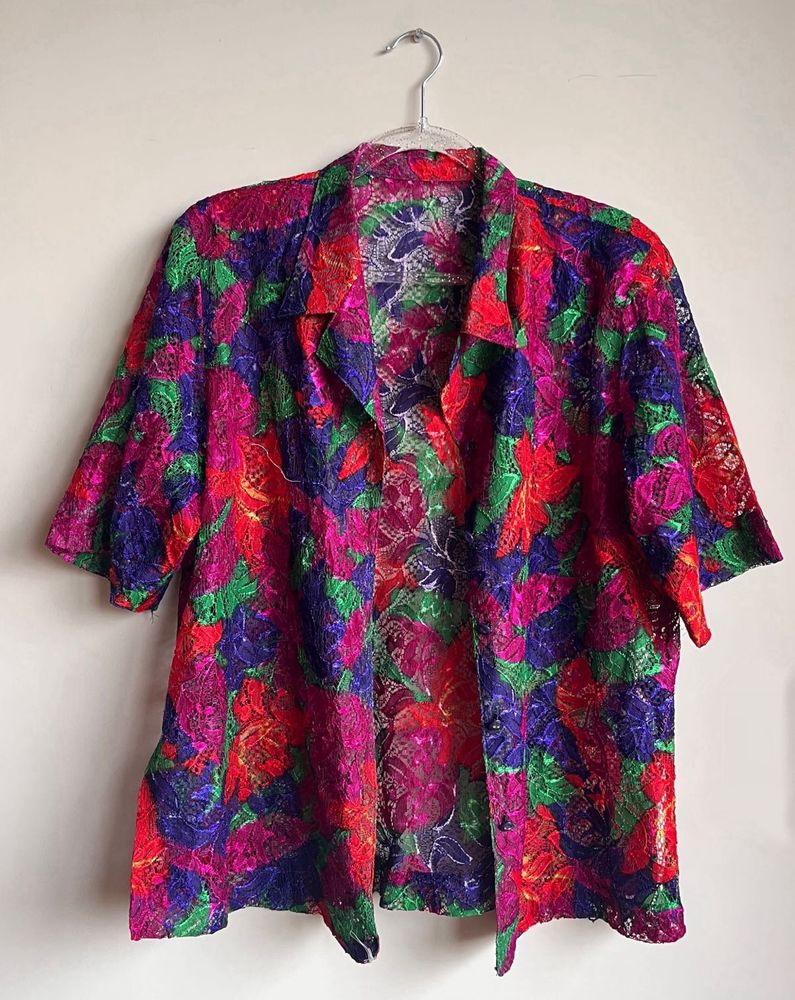 Colourful floral lace shirt💐🪻