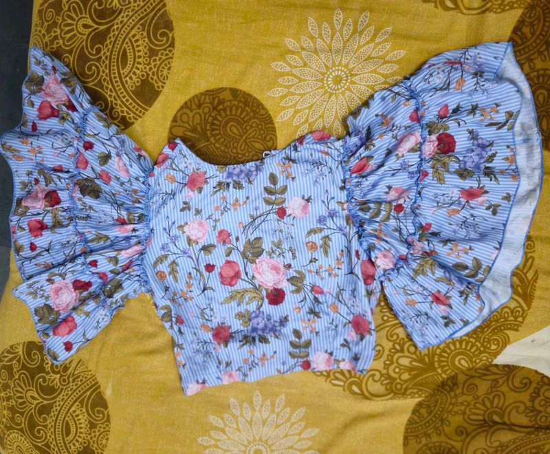 Chic Floral Print Blouse