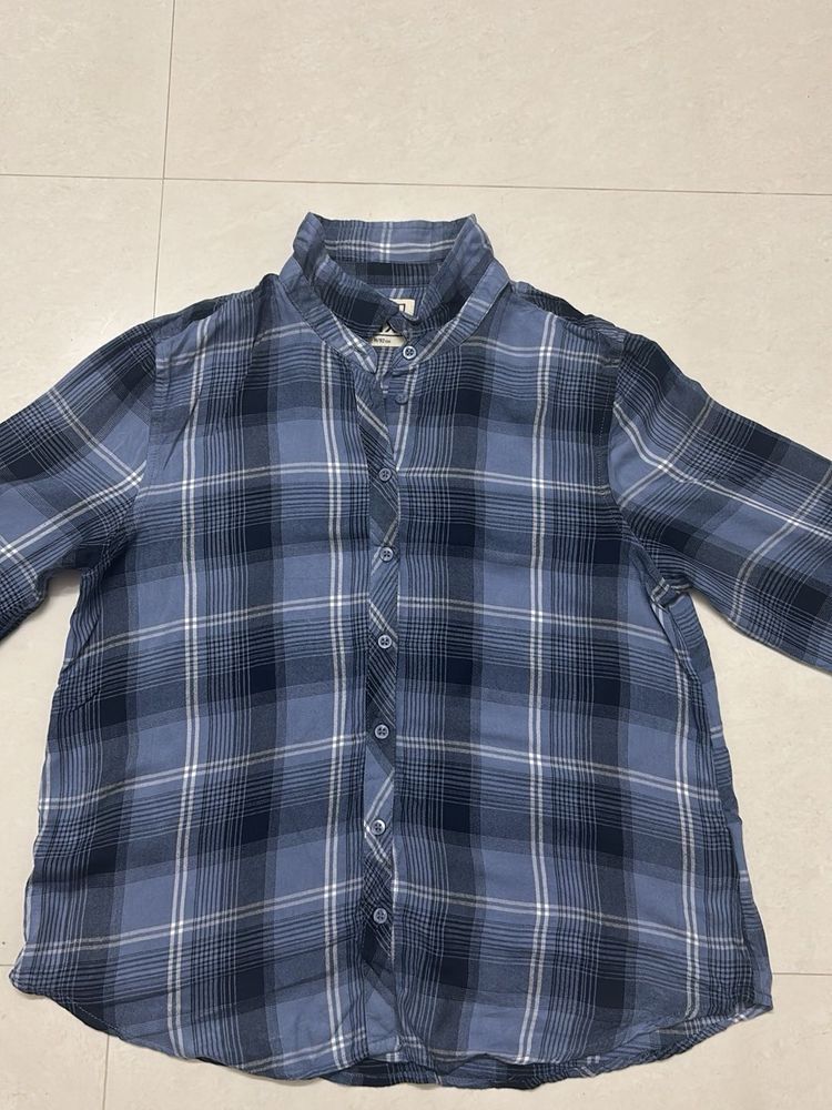 Blue Plaid Button-Up Shirt