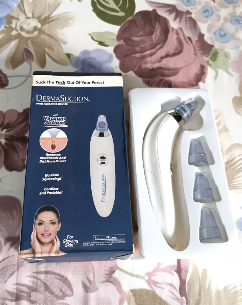 Derma Suction Pore Cleaning Device