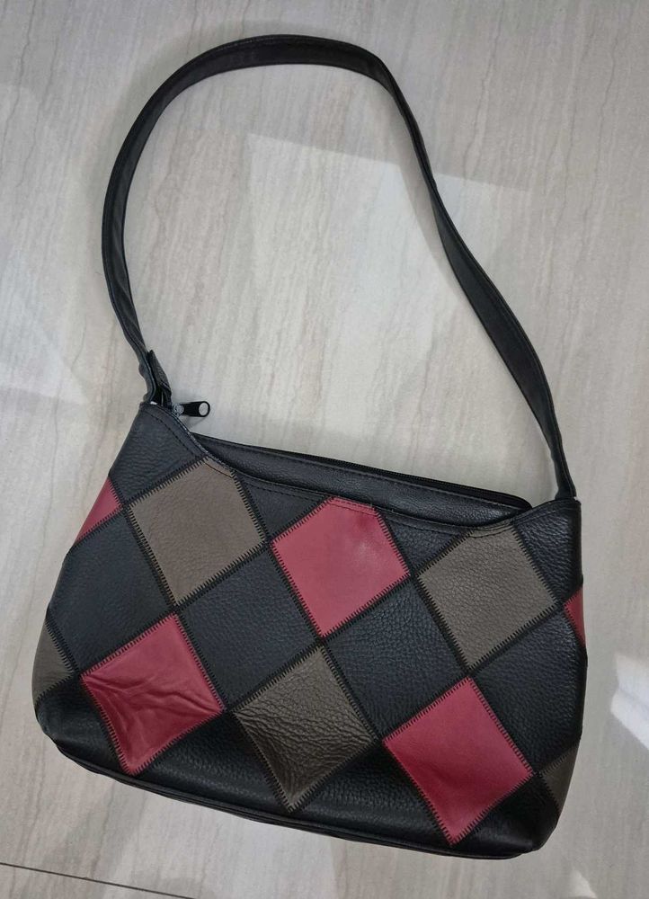 Vintage genuine leather shoulder bag