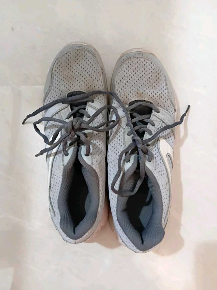 Decathlon Running Shoes