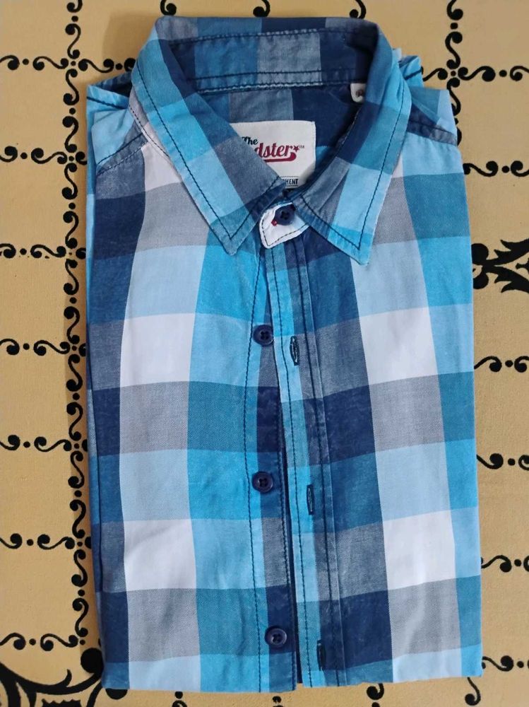 🎀 Men's Plaid Button-Down Shirt 🎀