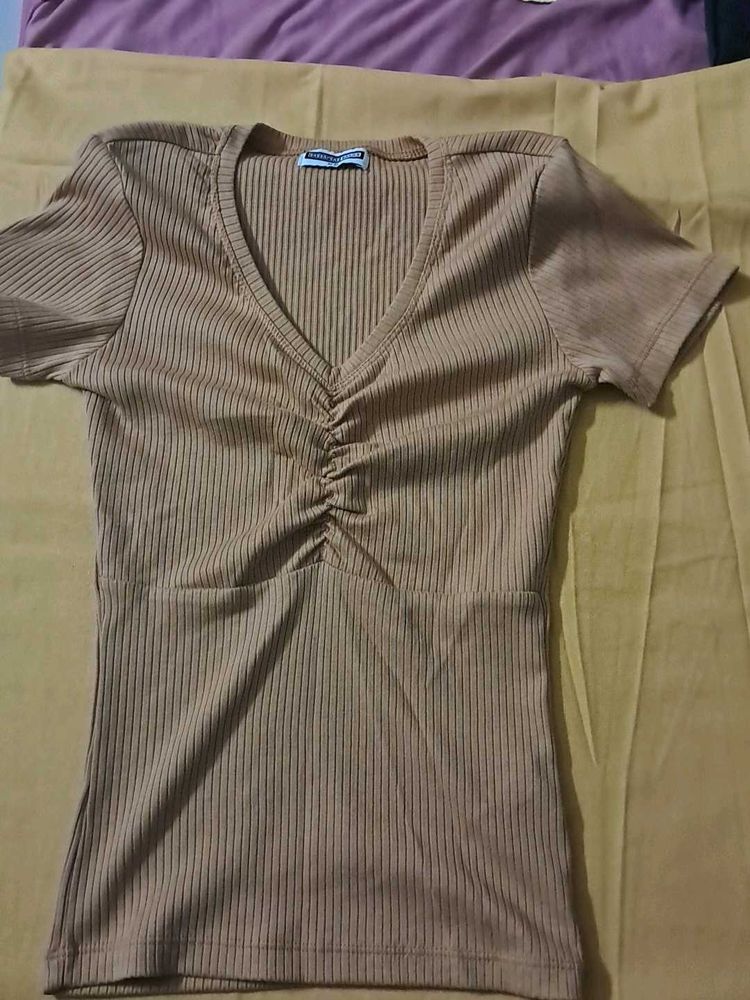 Ribbed Ruched V-Neck Top