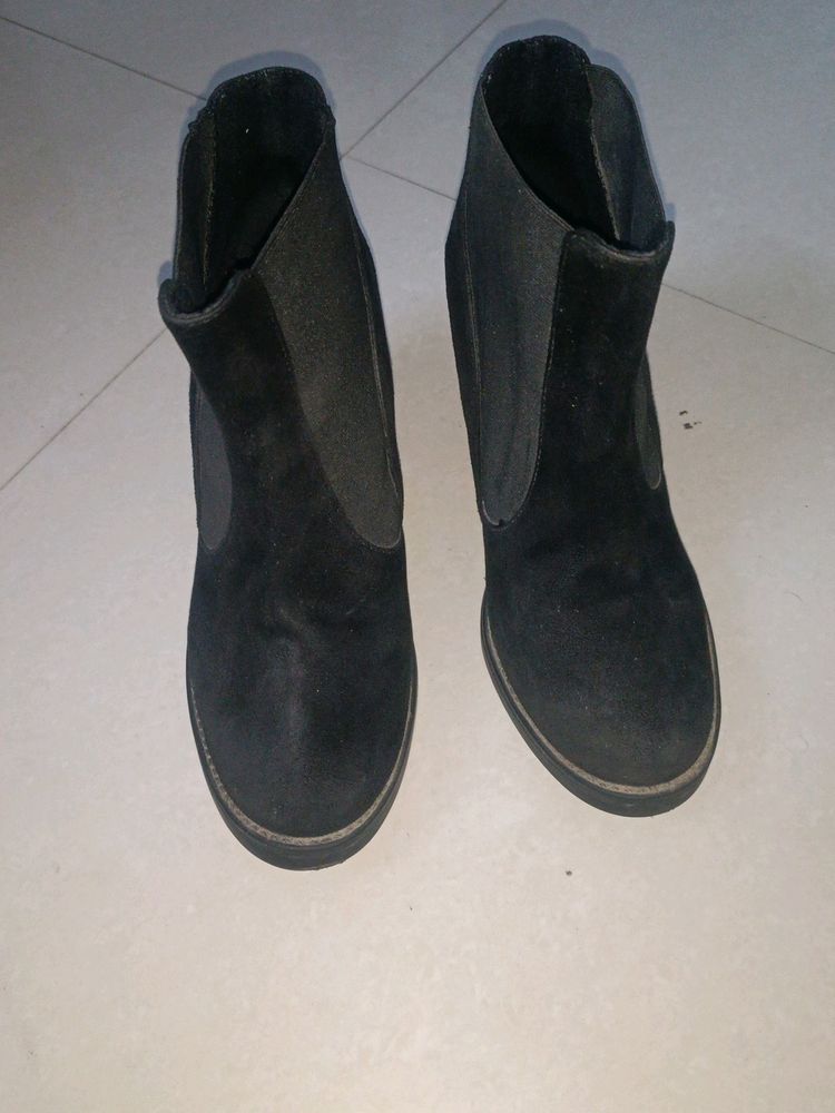 Catwalk Ankle Length Boots