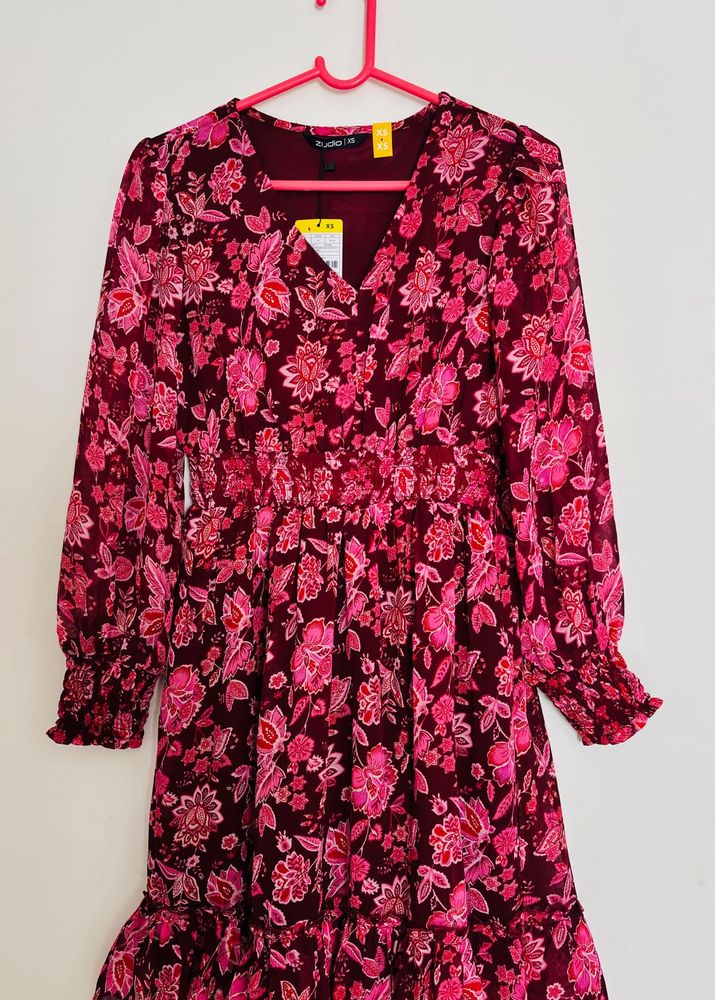 Women's Floral Print Dress - New with tag