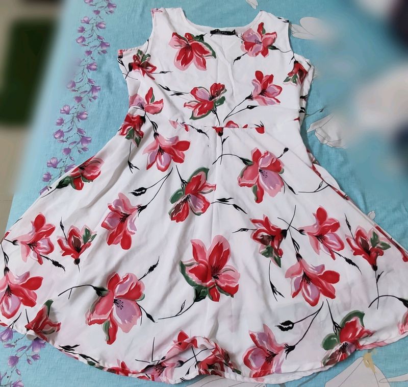 U&amp;F white dress XL size