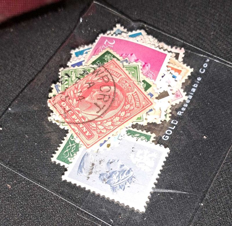 70+ British GB Queen &amp; king stamps