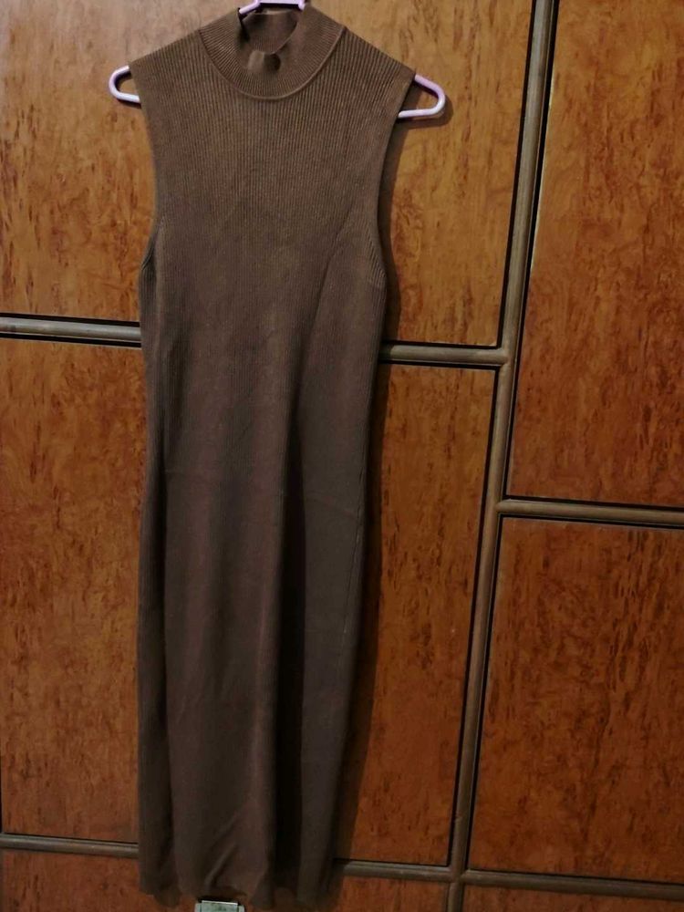 Brown Sleeveless Ribbed Knit Maxi Dress