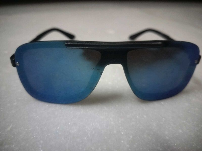 Stylish Blue Mirrored Sunglasses