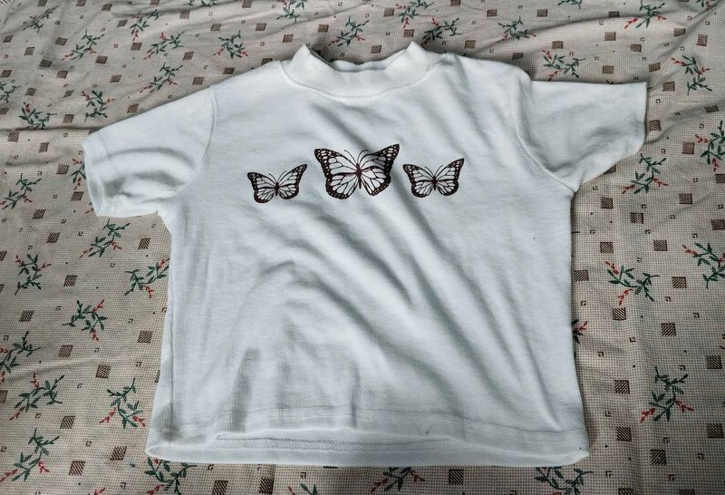white style crop top