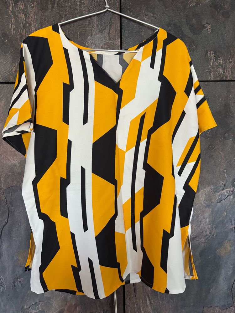 Vibrant Geometric Print Tunic Top