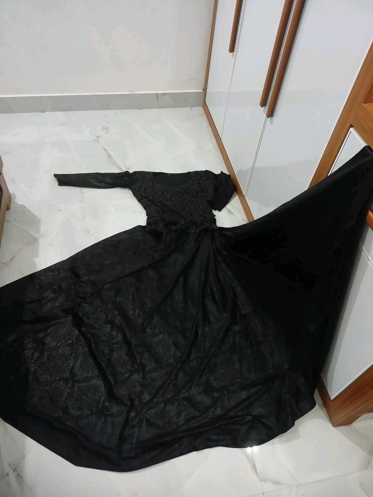 Black Elegant Gown🪞